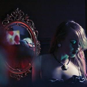 Meet your Posher, Alicia